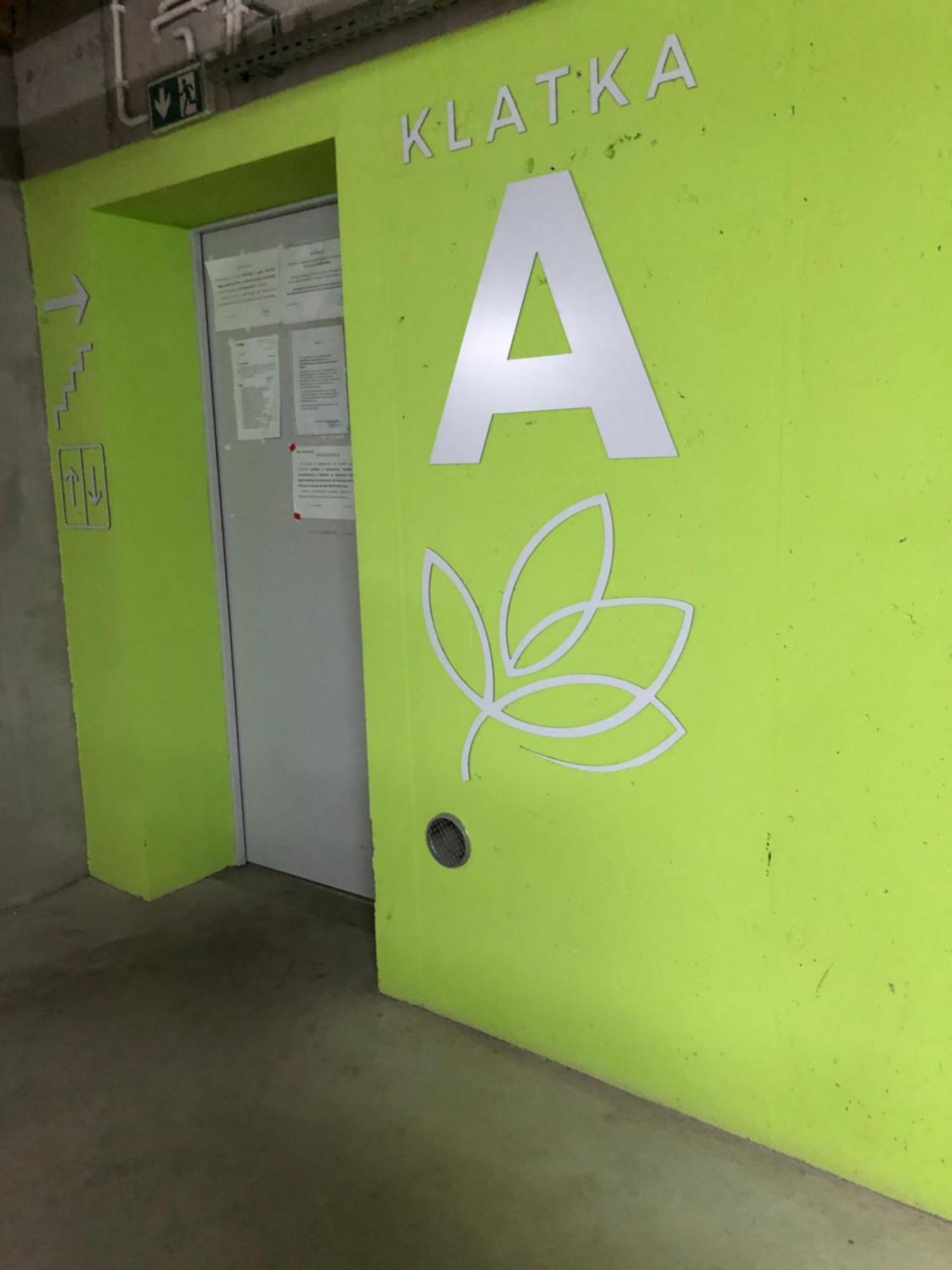 Komfortowe Apartamenty Kielce Klonowa ,Ogrodek, Garaz Podziemny, Samodzielne Wejscie Na Kod 24H Esterno foto
