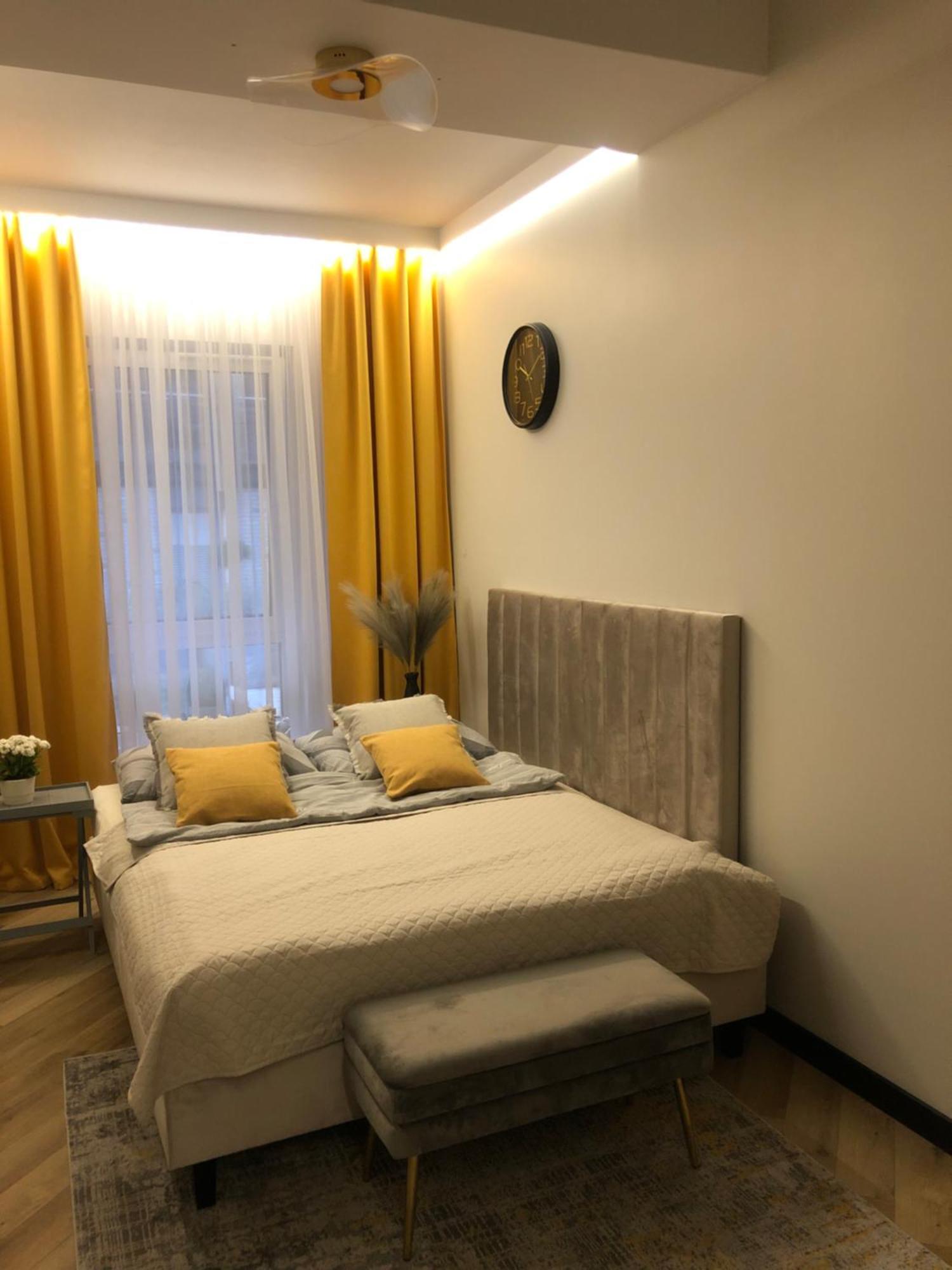 Komfortowe Apartamenty Kielce Klonowa ,Ogrodek, Garaz Podziemny, Samodzielne Wejscie Na Kod 24H Esterno foto