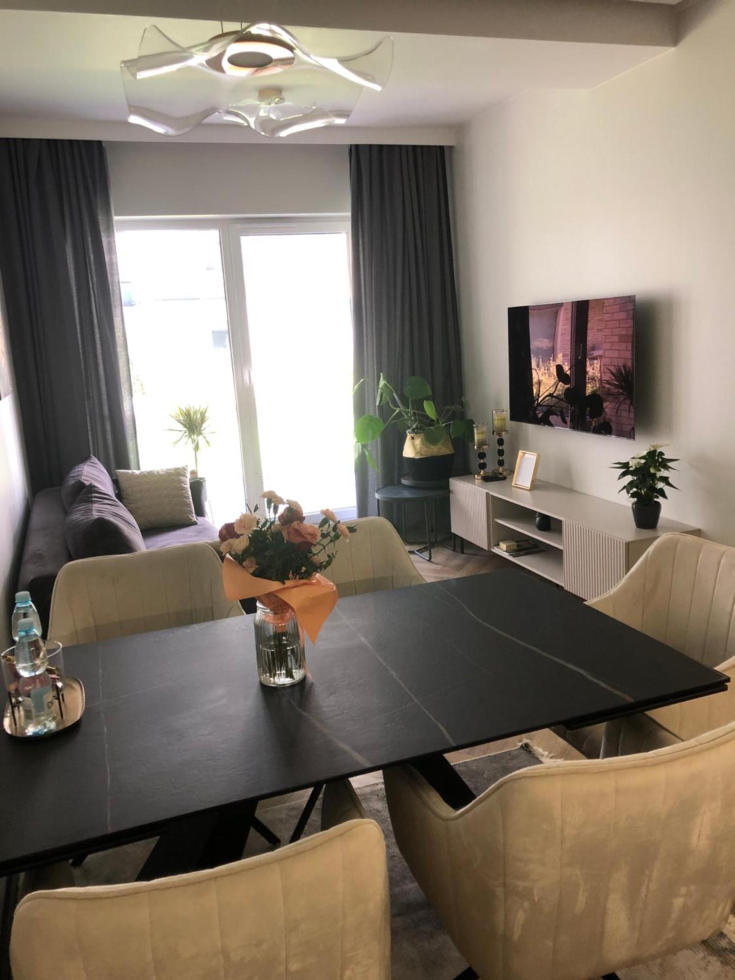 Komfortowe Apartamenty Kielce Klonowa ,Ogrodek, Garaz Podziemny, Samodzielne Wejscie Na Kod 24H Esterno foto